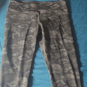 Fabletics Powerhold leggings